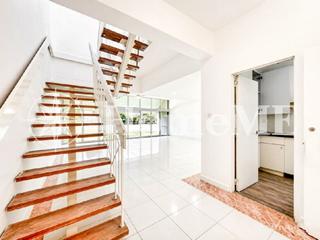 Pok Fu Lam - Bisney Villas 04