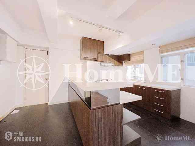 Mid Levels West - Realty Gardens Vienna Court (Block 5) 07