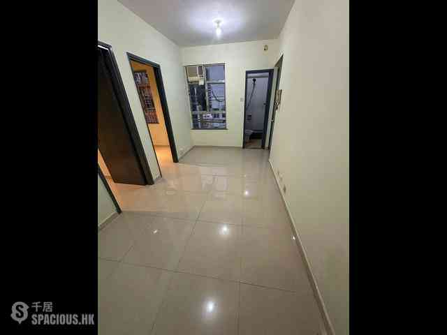 Sai Ying Pun - Wing Sing Court 05