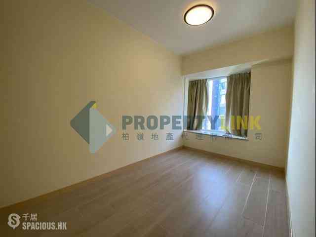 Soho - Centrestage 13