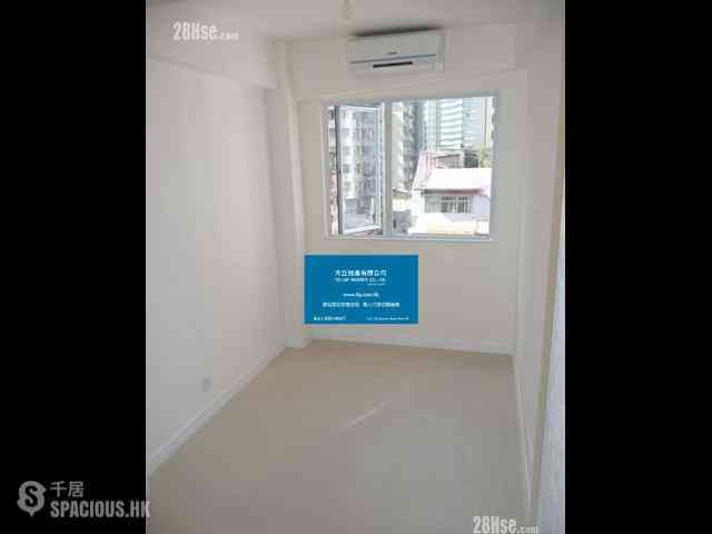 Poho - 45-47, Sai Street 03