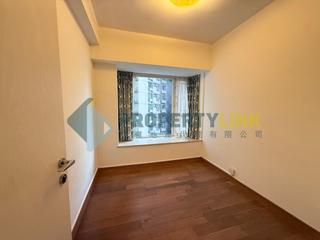 Soho - Centrestage 04