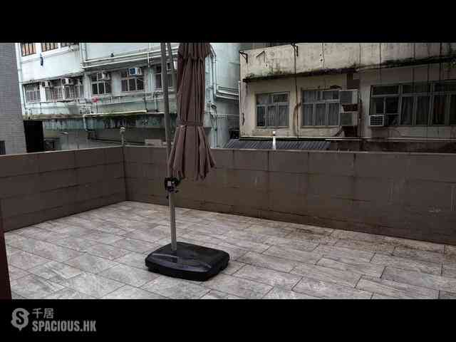 Sai Ying Pun - Wing Lee Building 01