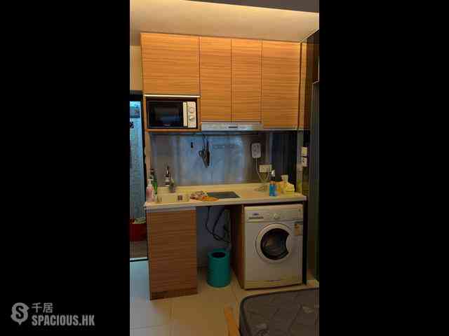 Sai Ying Pun - Wing Lee Building 03