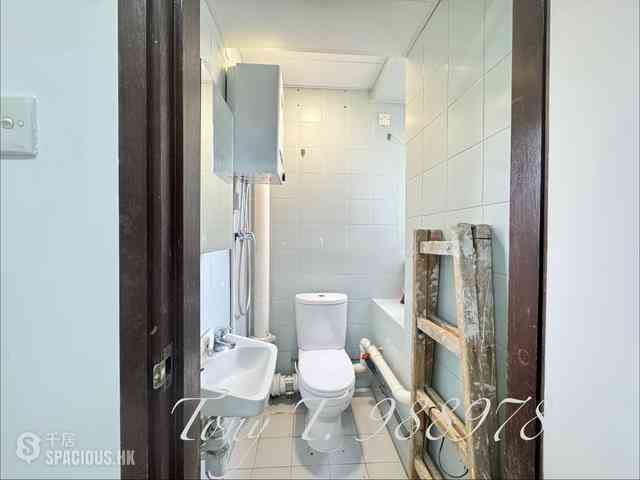 Mid Levels Central - Tregunter Tower 3 11