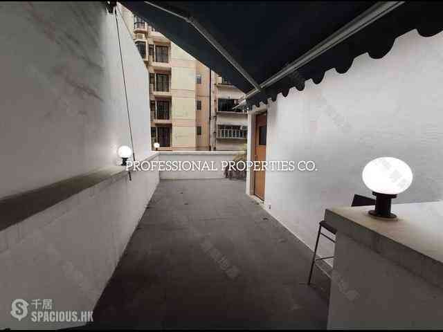 Sheung Wan - 109-111, Wing Lok Street 06