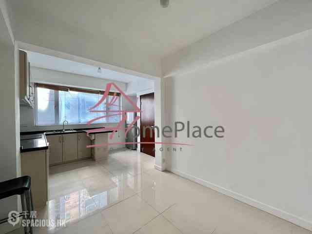 Sheung Wan - 109-111, Wing Lok Street 04