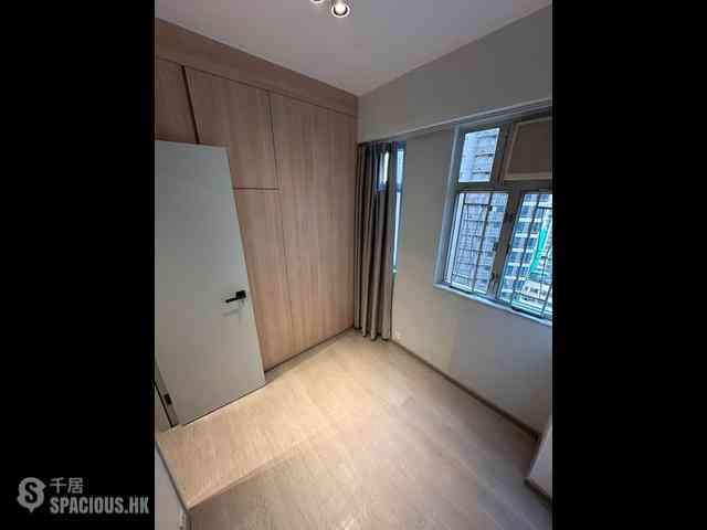 Kennedy Town - On Fat Building 02
