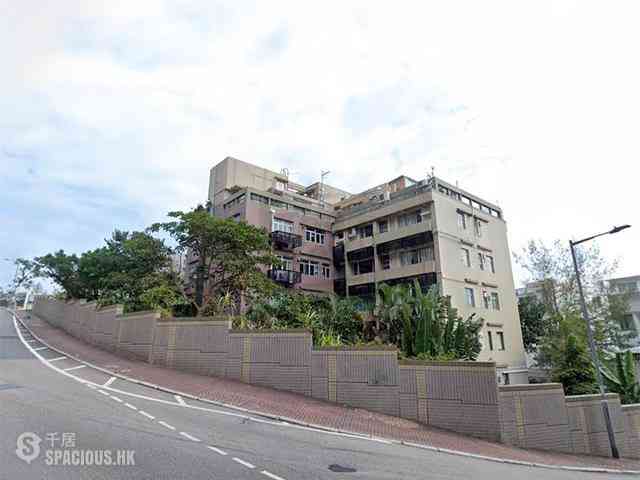 The Peak - Guildford Garden 02