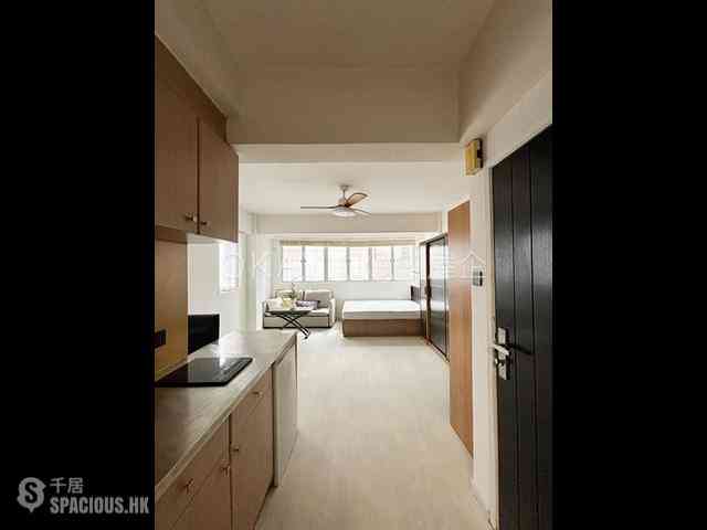 Sheung Wan - 28-30, Queen Street 03