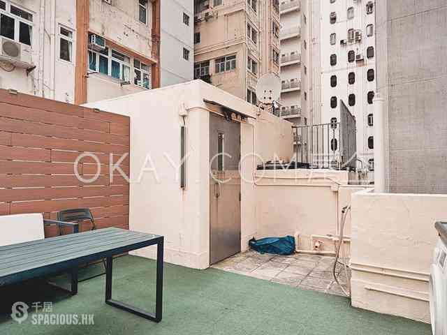Sheung Wan - 28-30, Queen Street 12
