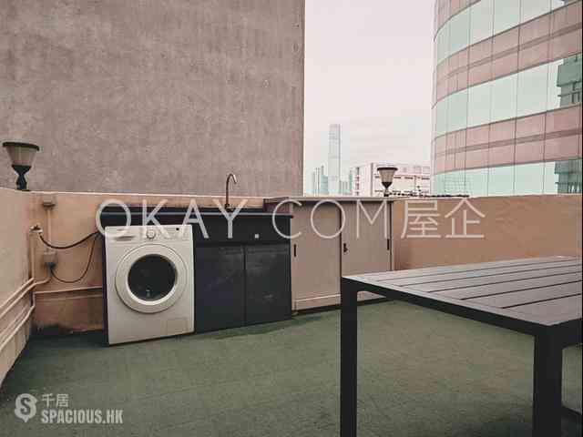 Sheung Wan - 28-30, Queen Street 13