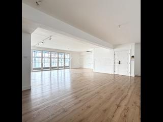Stubbs Road - Evergreen Villa Block C 02