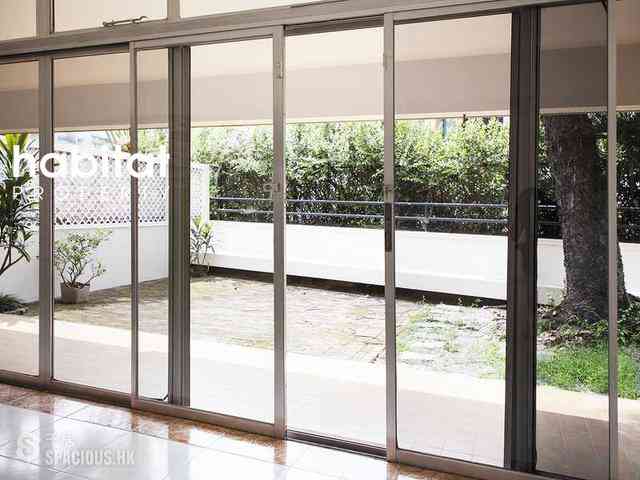 Pok Fu Lam - Bisney Villas 02