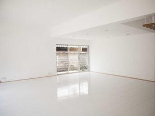 Pok Fu Lam - Bisney Villas 11