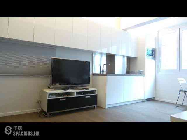 Central - 4, Shin Hing Street 02