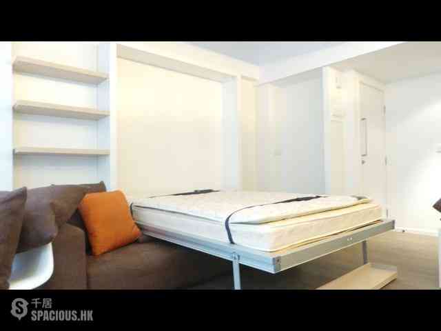Central - 4, Shin Hing Street 04