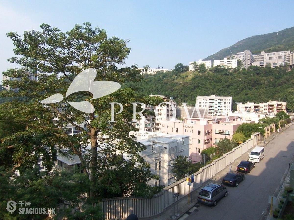 Happy Valley - Sanitarian Apartments 01