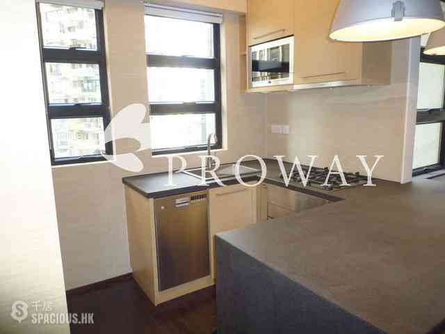 Mid Levels Central - Kings Court 05