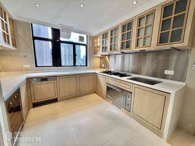 Mid Levels Central - Chung Tak Mansion 04