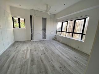 Mid Levels East - Bowen Place 04