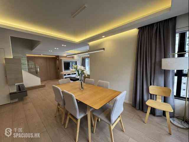 Mid Levels Central - Elegant Terrace Block 1 23