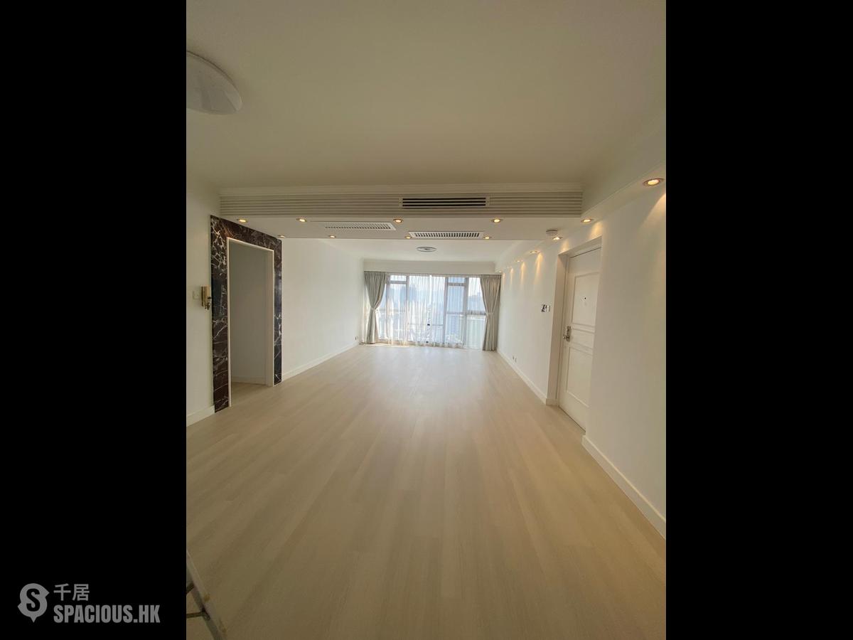 Mid Levels Central - The Grand Panorama Block 5 01