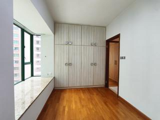 Mid Levels Central - Hillsborough Court Block 1 11