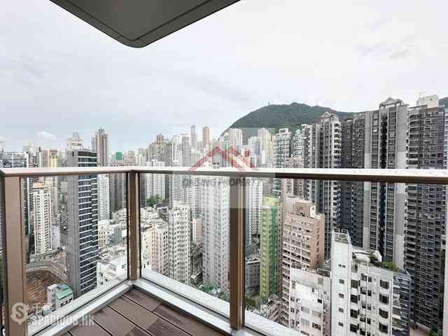 Sai Ying Pun - Des Voeux W Residence 01