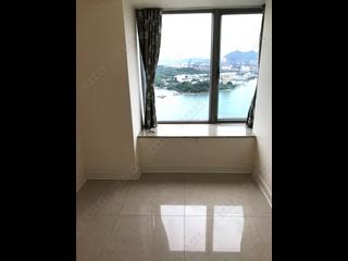 Tai Kok Tsui - Hampton Place Tower 1 04
