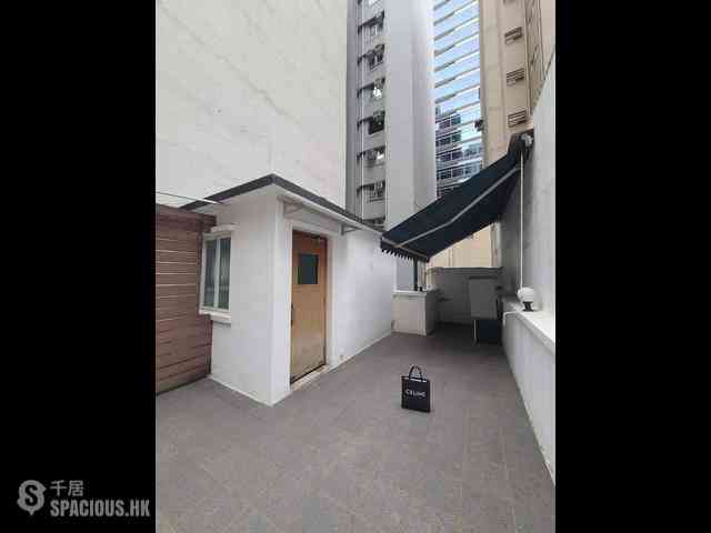 Sheung Wan - 109-111, Wing Lok Street 02