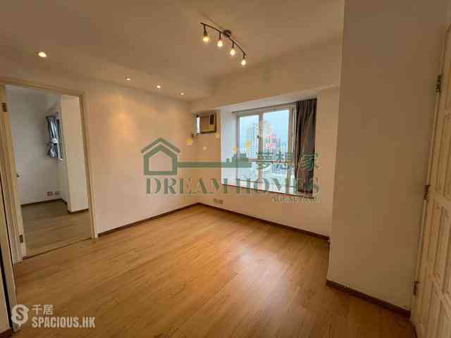 Mid Levels West - Cartwright Gardens 01