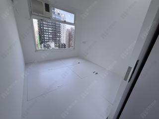 Soho - Ying Pont Building 04