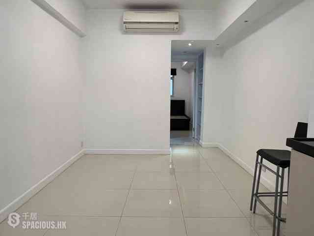 Sheung Wan - 109-111, Wing Lok Street 04