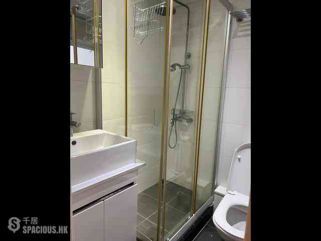 Sheung Wan - 109-111, Wing Lok Street 07