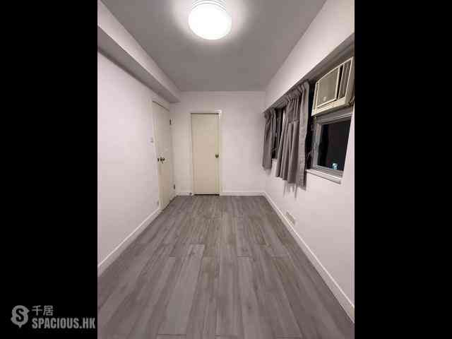 Soho - Winly Building 05
