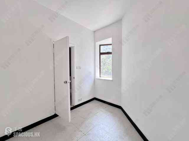 Mid Levels East - Bamboo Grove 03