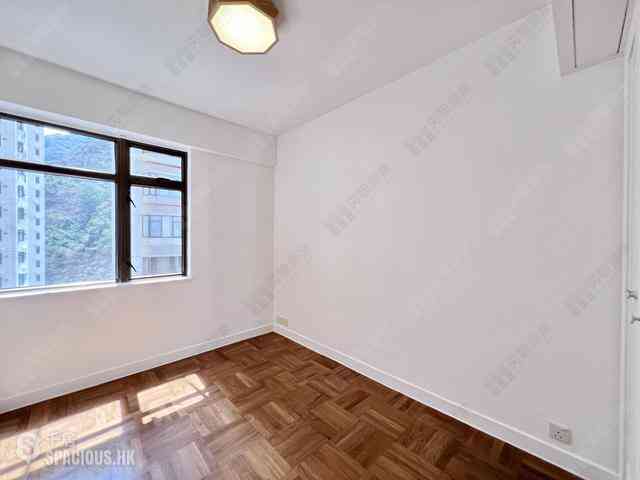 Mid Levels East - Bamboo Grove 17