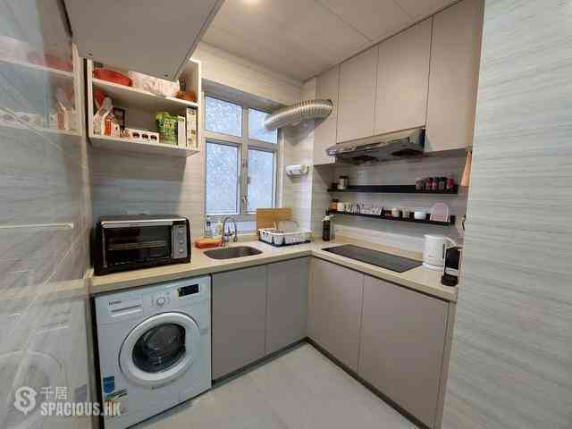 Wan Chai - Wing Cheong Building 04