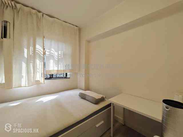 Kennedy Town - Tse Land Mansion 03