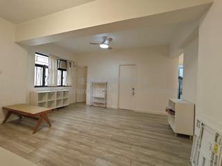 Kennedy Town - Tse Land Mansion 02