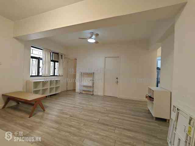 Kennedy Town - Tse Land Mansion 02
