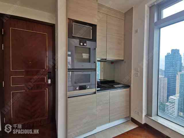 Wan Chai - The Avenue Phase 2 14