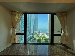 West Kowloon - The Arch Star Tower (Block 2) 02