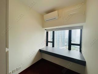 West Kowloon - The Arch Star Tower (Block 2) 16