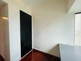 West Kowloon - The Arch Star Tower (Block 2) 18