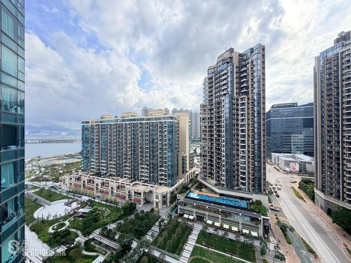 Tseung Kwan O - Twin Peaks 01