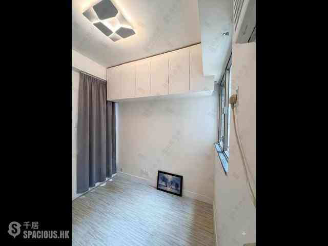 Mid Levels West - Cartwright Gardens 04