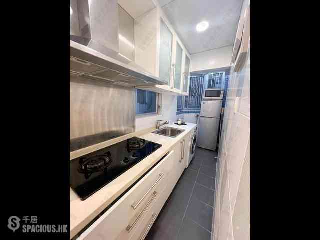 Mid Levels West - Cartwright Gardens 11