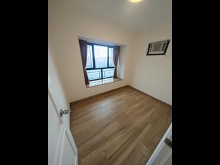 Shek Tong Tsui - Yick Fung Garden 07
